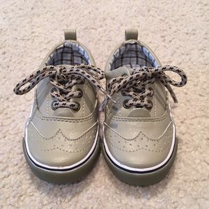 Koala Kids NWOT Wingtip Sneakers